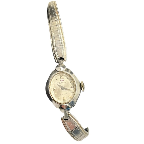 Waltham silver tone ladies wind up watch vintage - Picture 1 of 13